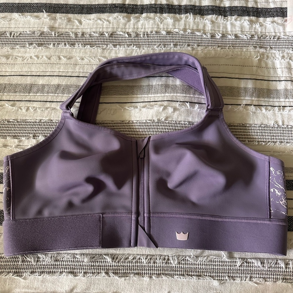 SHEFIT Sports Bra